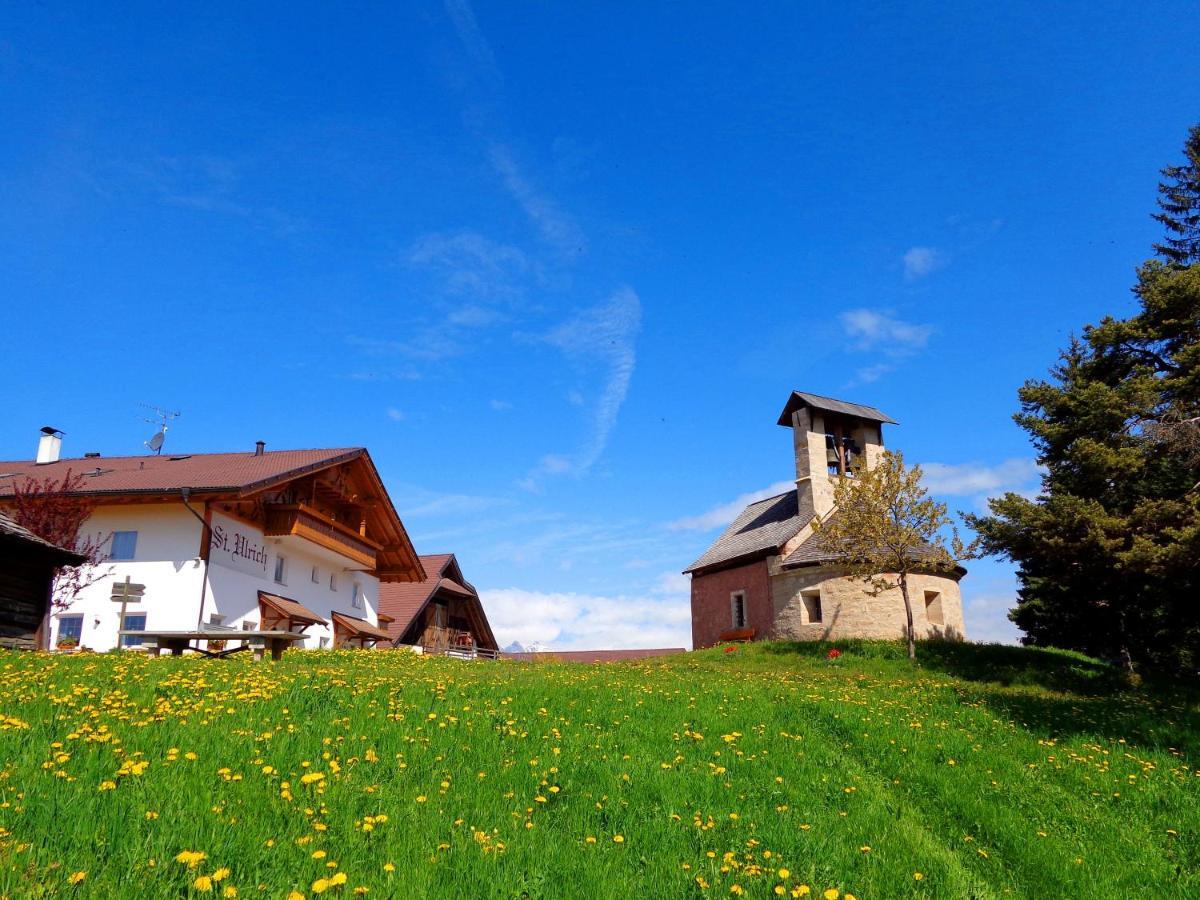 Gasthof St. Ulrich Meltina Exteriör bild